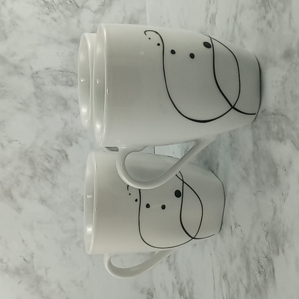 Tabletops Gallery Pescara Ceramic mugs  SET OF 3 white black dots lines